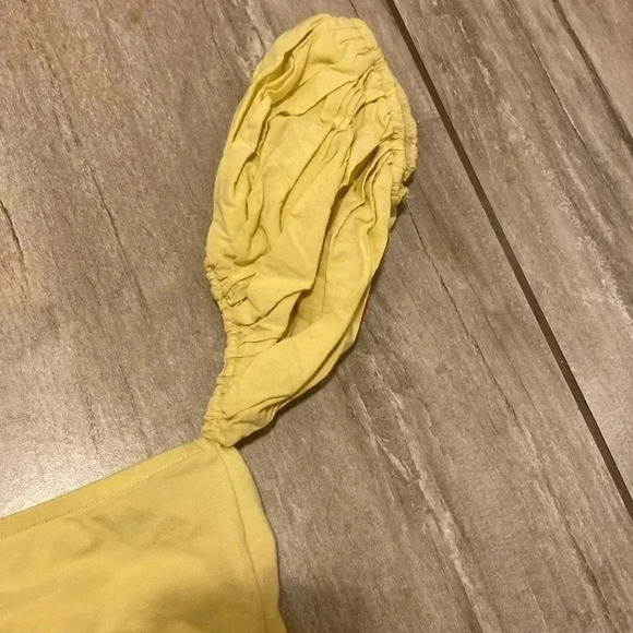 ZARA off the shoulder  Top size Medium - Picture 7 of 7